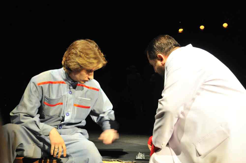 Det sjunde inseglet, Jakutsk, Statliga Ryska Akademiska Dramateatern ...