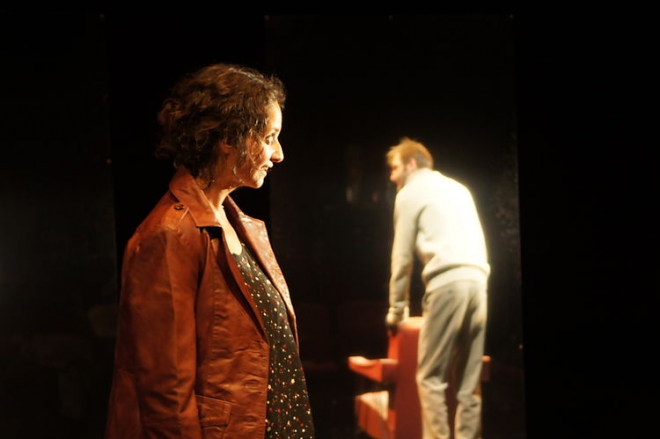 Arnaud Frémont och Nadia Sahali i La répétition. © Le Moulin du Roc Nadia Sahali och Arnaud Frémont i La répétition. © Le Moulin du Roc