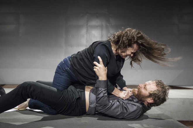 Maria Kulle (Marianne) and Erik Borgeke (Johan). Photo: David Skoog Maria Kulle (Marianne) and Erik Borgeke (Johan). Photo: David Skoog