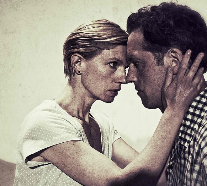 Marianne (Cecilia Frode) and Johan (Niklas Engdahl). Photo: Olle Markensten. Marianne (Cecilia Frode) and Johan (Niklas Engdahl). Photo: Olle Markensten.